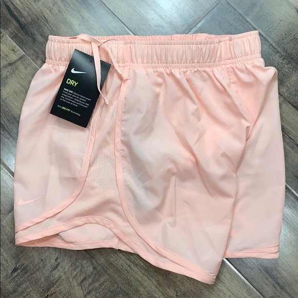 NIKE Women’s running shorts with Dri-Fit Technolog - Picture 5 of 10